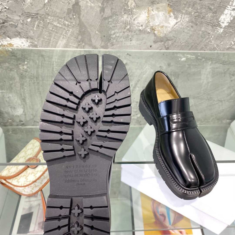 ma*s*n Ma*i*latabi loafers black