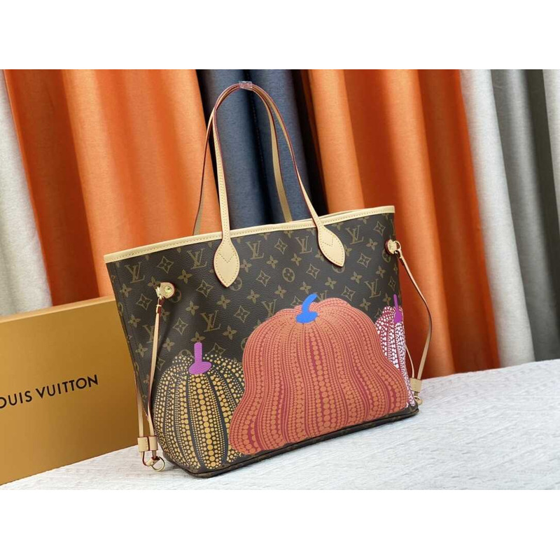 l**is V*t*n x yk neverfull mm