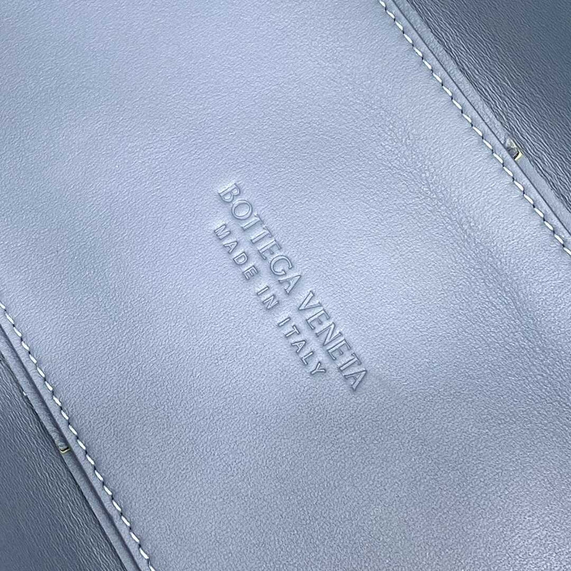 Bo*te*ga ve*ne*ta arco lambskin leather tote bag yellow