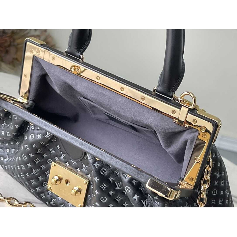 l**is V*t*n monogram clutch black