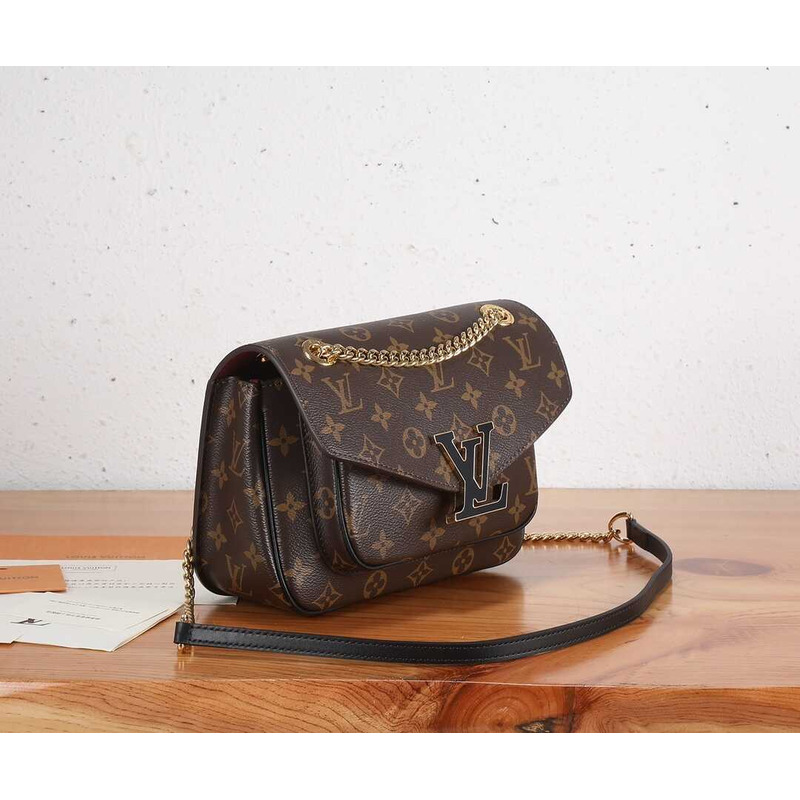 l**is V*t*n passy monogram bag