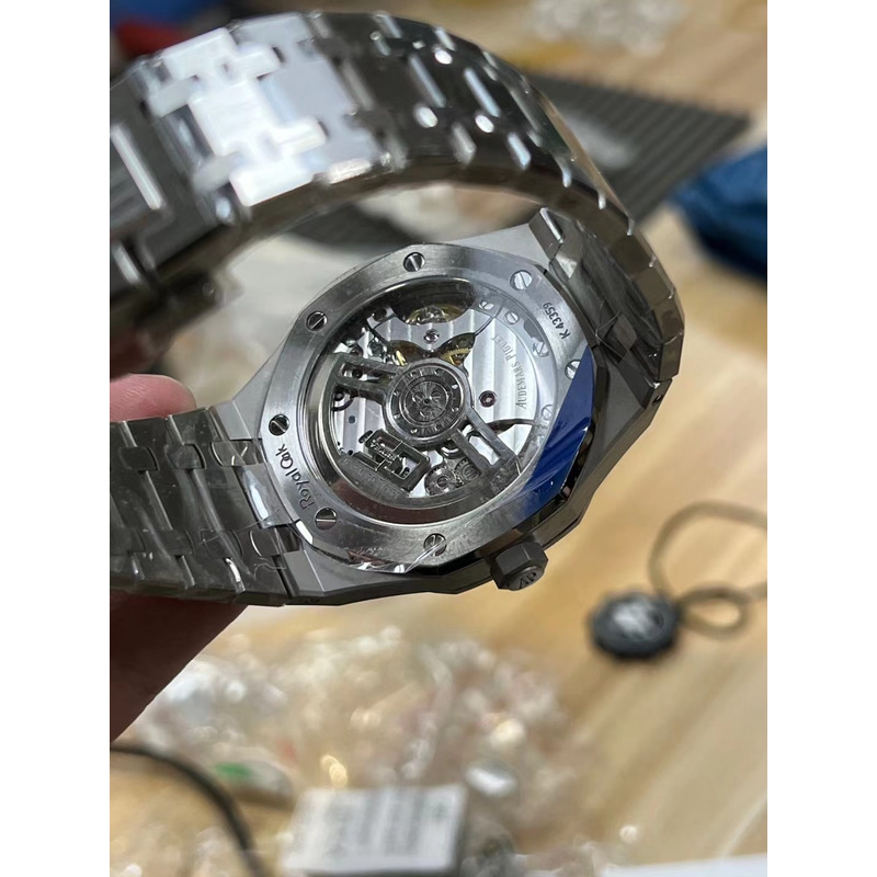 Audemars Piguet Royal Oak Ref 15400ST.OO Stainless Steel  Green Dial