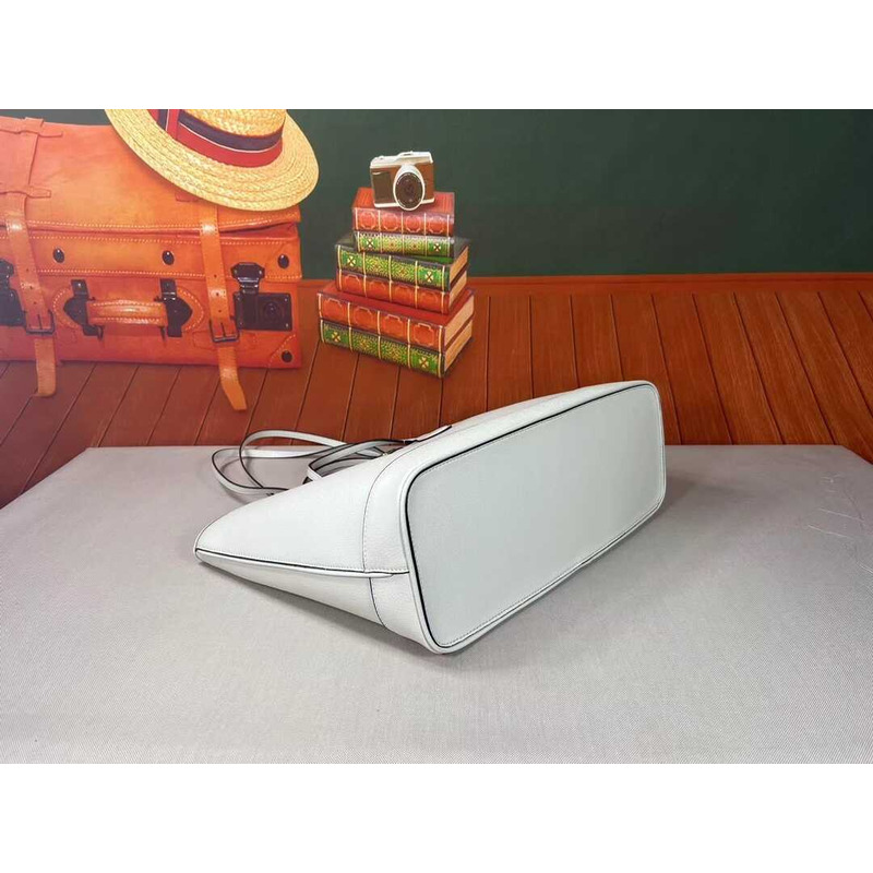 G*u*i ophidia  medium tote bag white