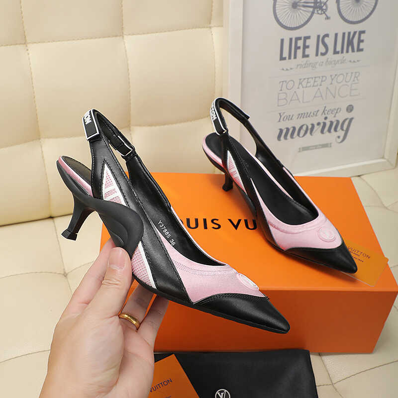 l**is V*t*n archlight slingback pump pink
