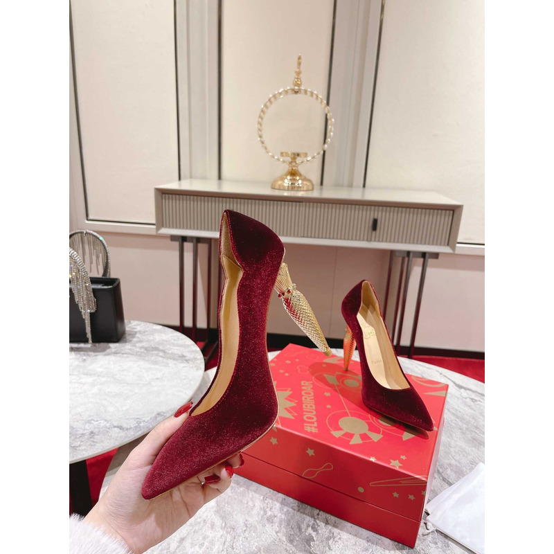 Ch**an louboutin hot chick patent leather pumps 100 red velvet