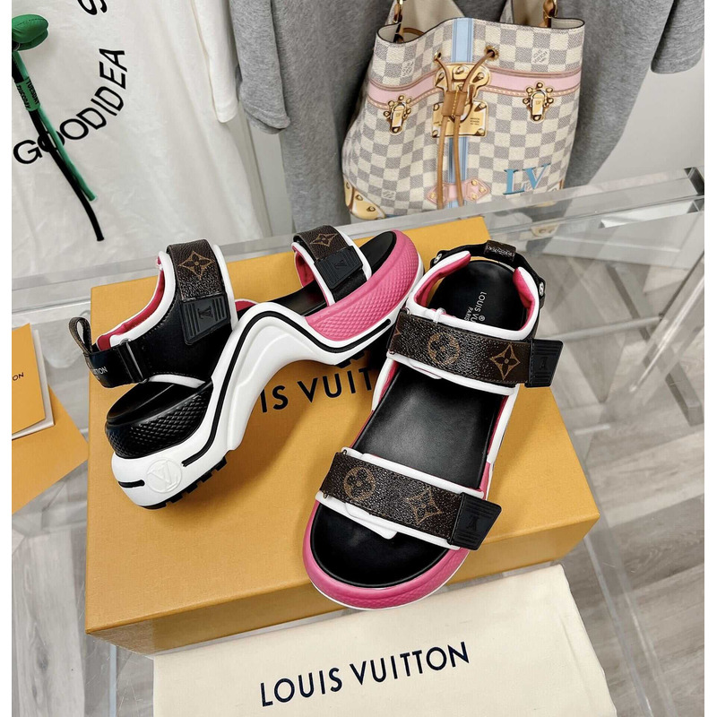 l**is V*t*n archlight sandal black and pink