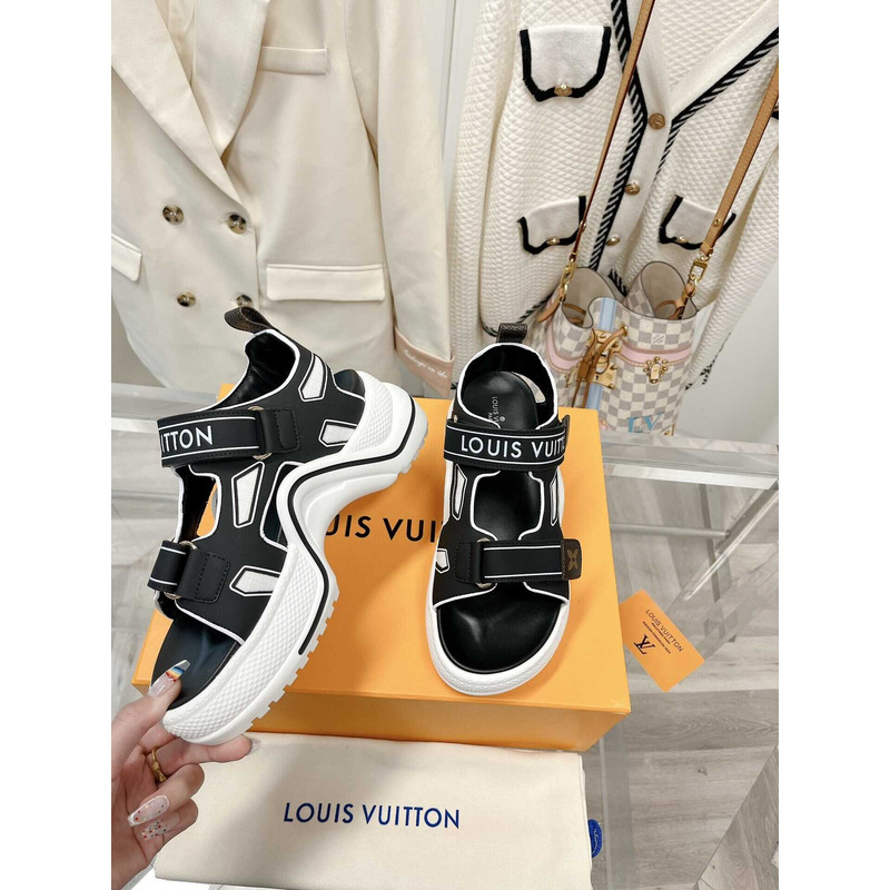 l**is V*t*n archlight sandal black and white