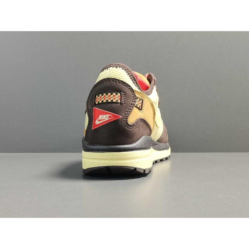 Nike x Travis Scott Air Max 1 Low-top Sneakers