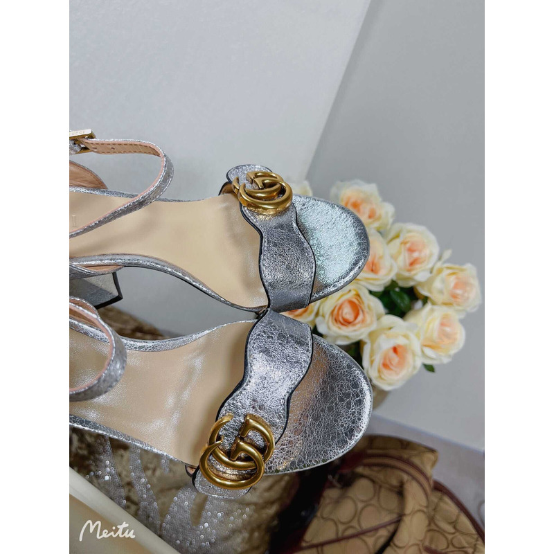 G*u*i leather heels sandal silver