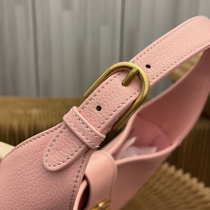 G*u*i aphrodite medium crescent shoulder bag pink