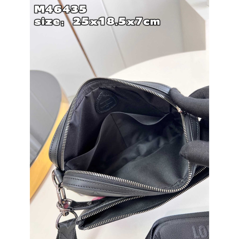 l**is V*t*n lv x yk trio messenger pumpkin print