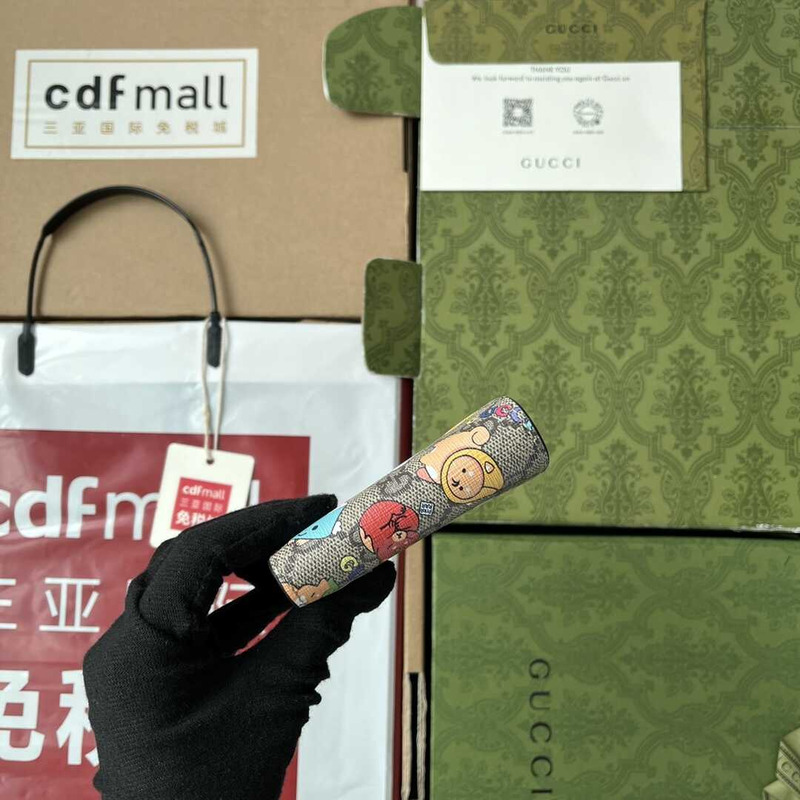 G*u*i padlock G*u*i animal print walet brown