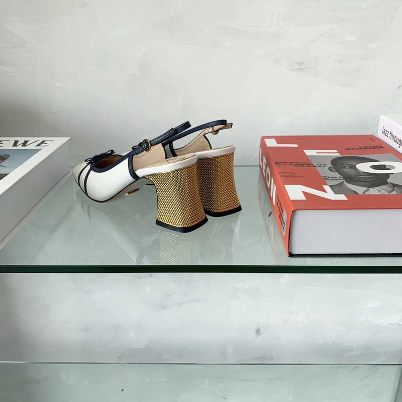 G*u*i leather mid-heel slingback pumps black and white