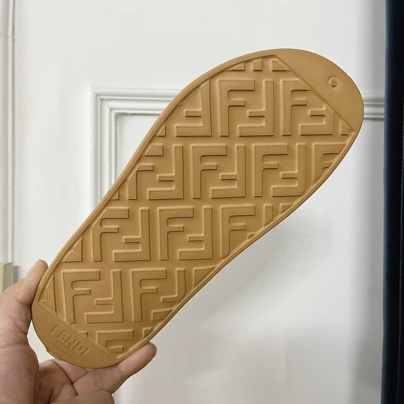 F**di hiker sandal rubber brown