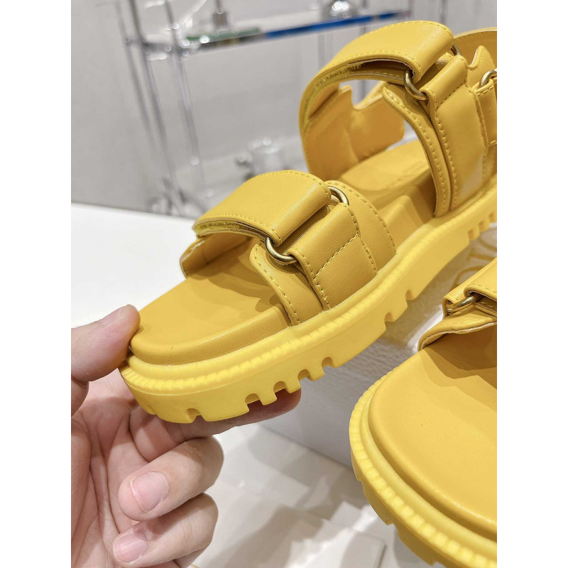 D*or D*oract sandal saffron yellow lambskin