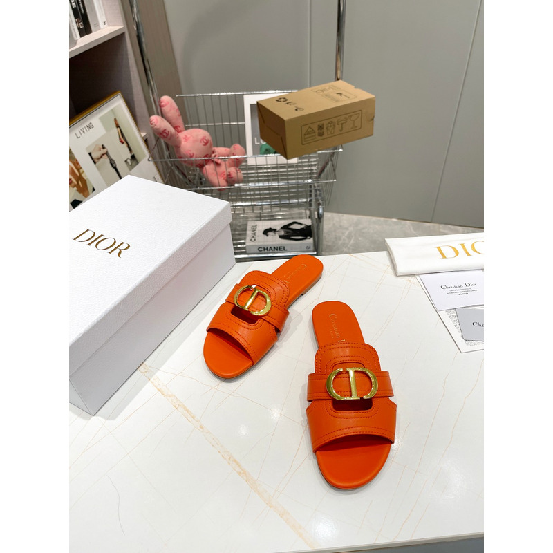 D*or 30 montaigne slide calfskin orange