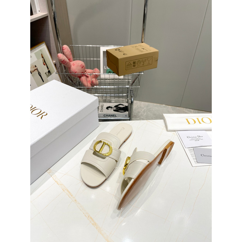 D*or 30 montaigne slide calfskin white