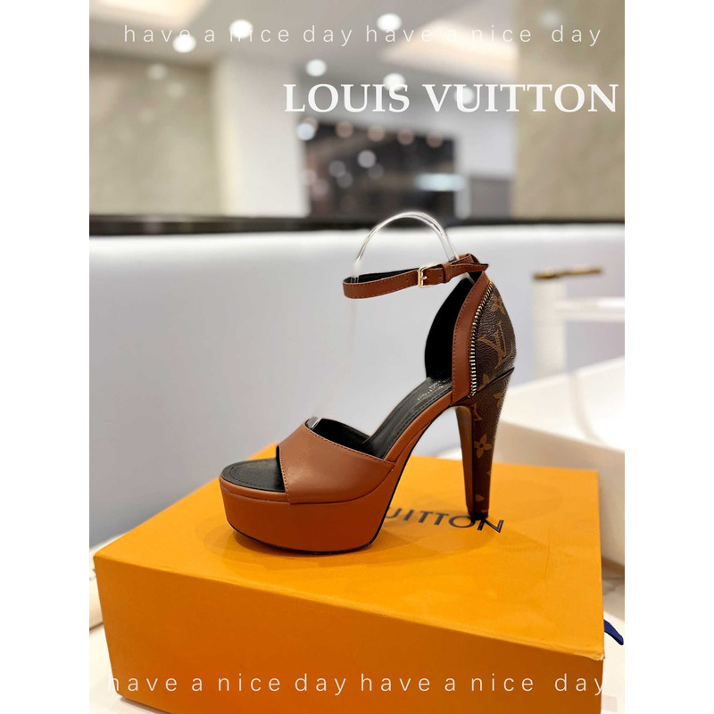 l**is V*t*n afterglow platform sandal monogram brown