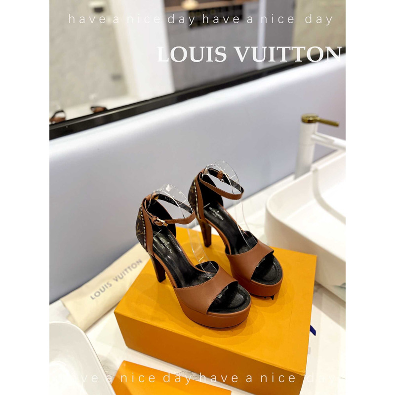 l**is V*t*n afterglow platform sandal monogram brown