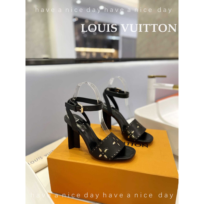 l**is V*t*n leather sandal black