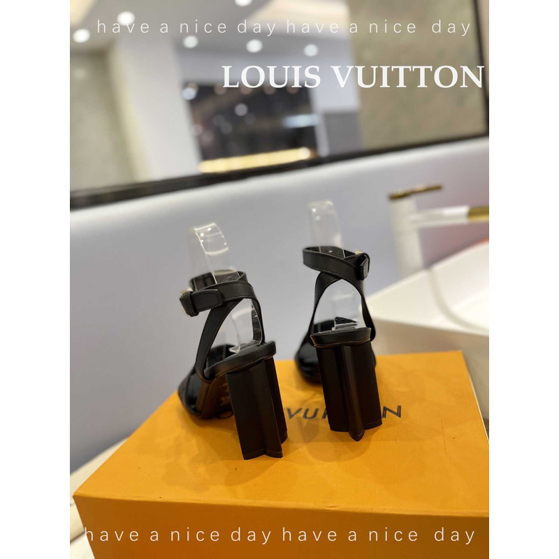 l**is V*t*n leather sandal black