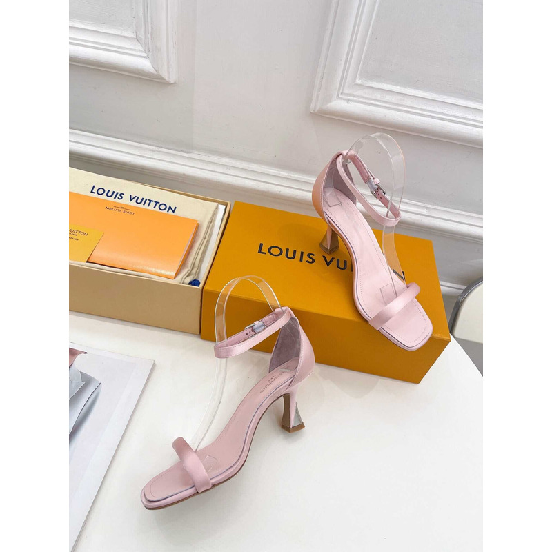 l**is V*t*n heeled sandals pink