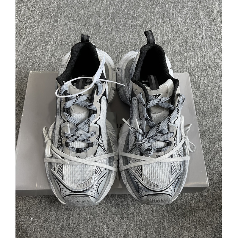 Ba*len*cia*ga runner low top 3xl sneakers