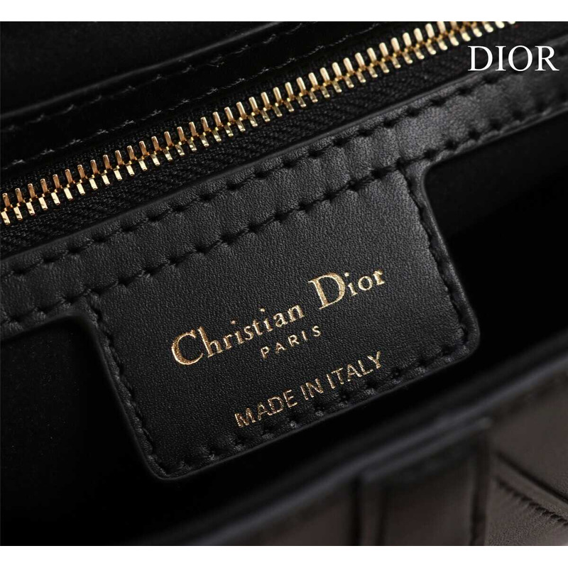 D*or saddle bag medium calfskin gold hardware black