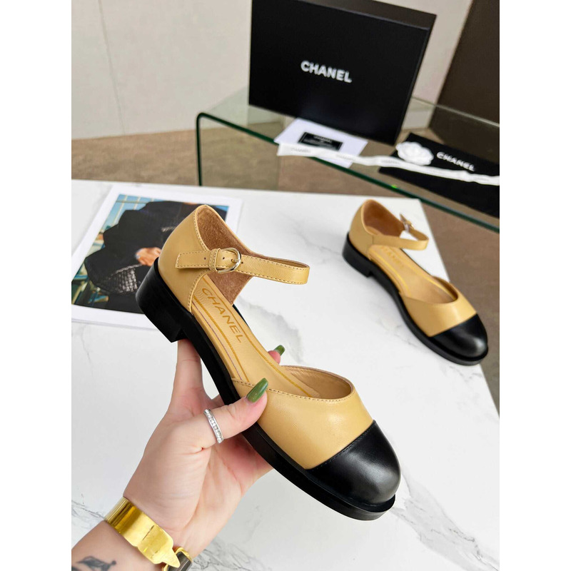 Ch*el casual style street style plain party style office style yellow and black