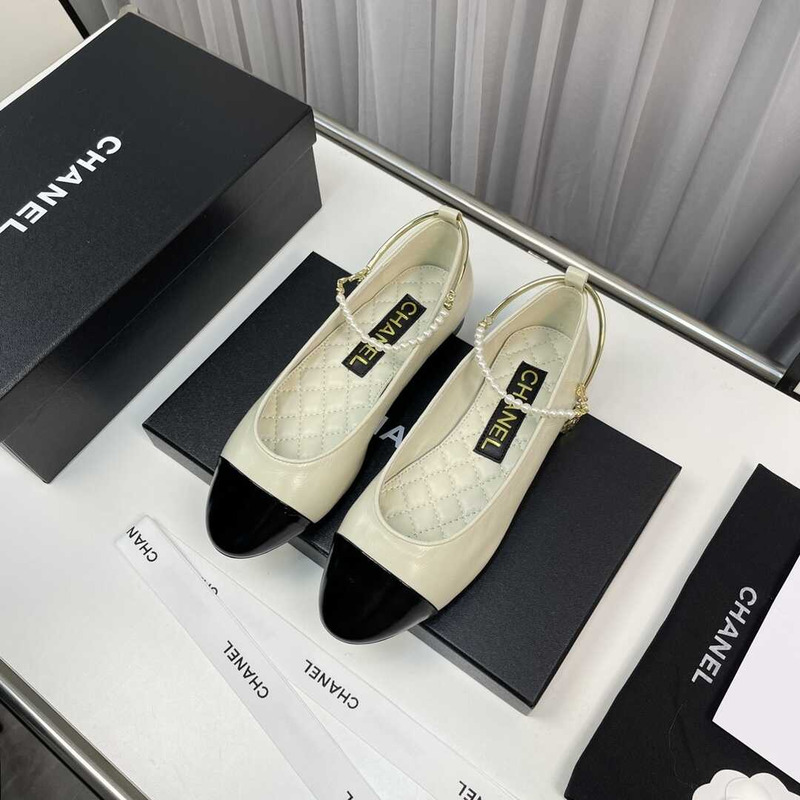 Ch*el plain leather logo ballet shoes green and black