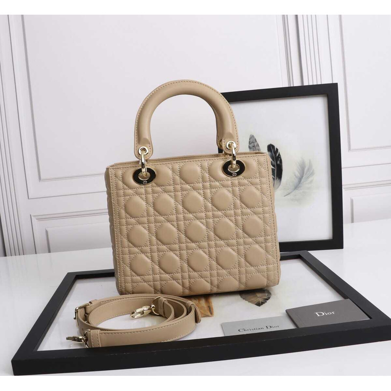 D*or medium lady D*or bag sand pink cannage lambskin