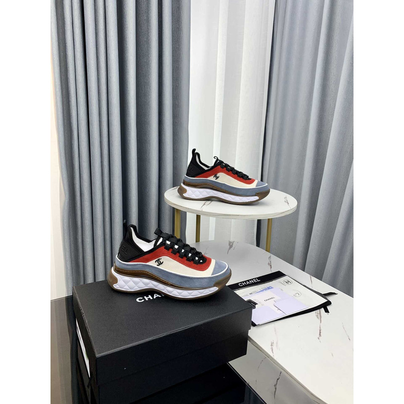 Ch*el low top trainer multi color