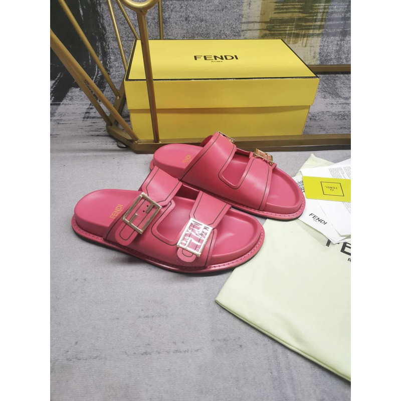 F**di feel leather slippers pink