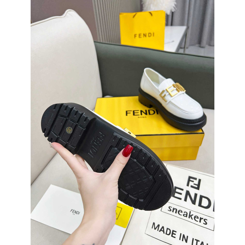 F**di leather logo loafer & moccasin shoes white