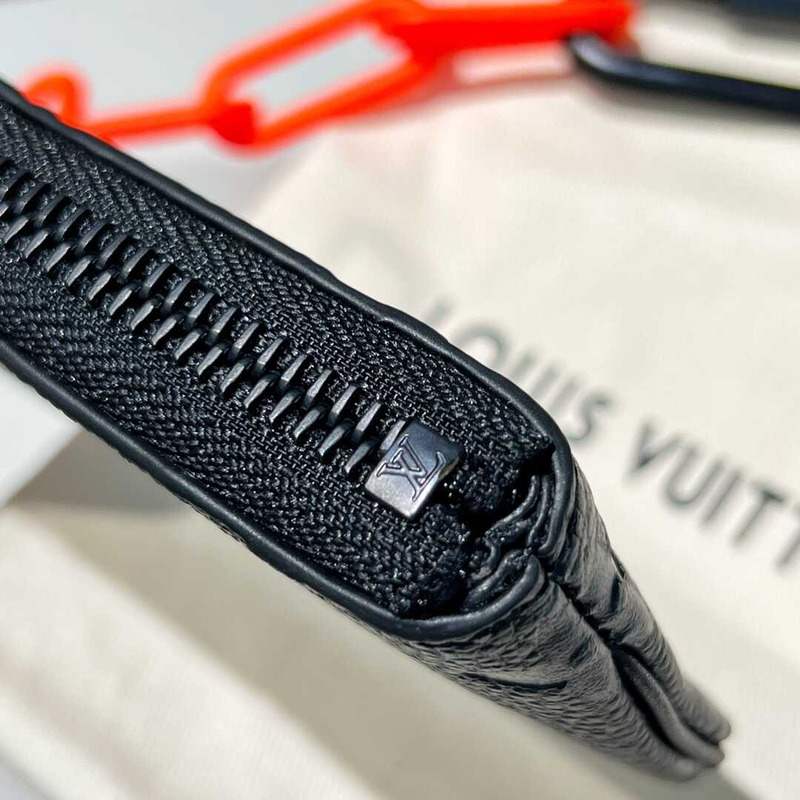 l**is V*t*n pochette cles monogram orange black