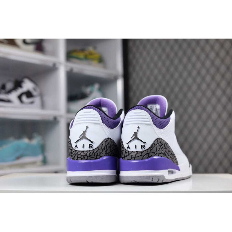 Jordan 3 Retro Dark Iris Sneaker