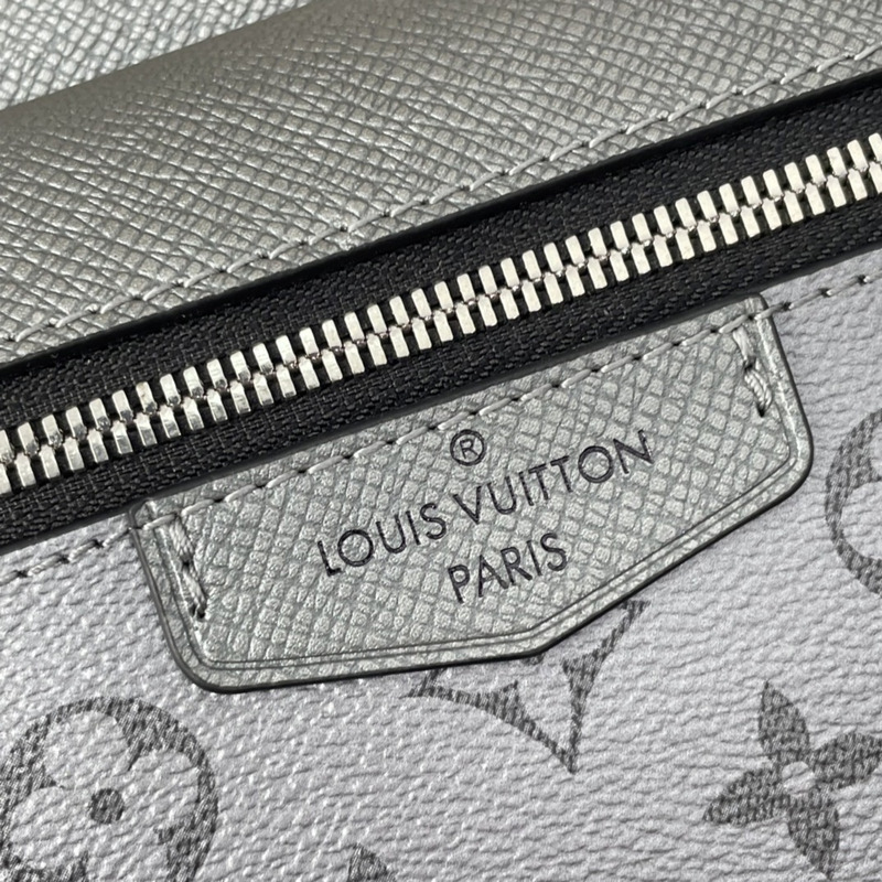 l**is V*t*n eclipse outdoor pm classic logo messenger bag  gray