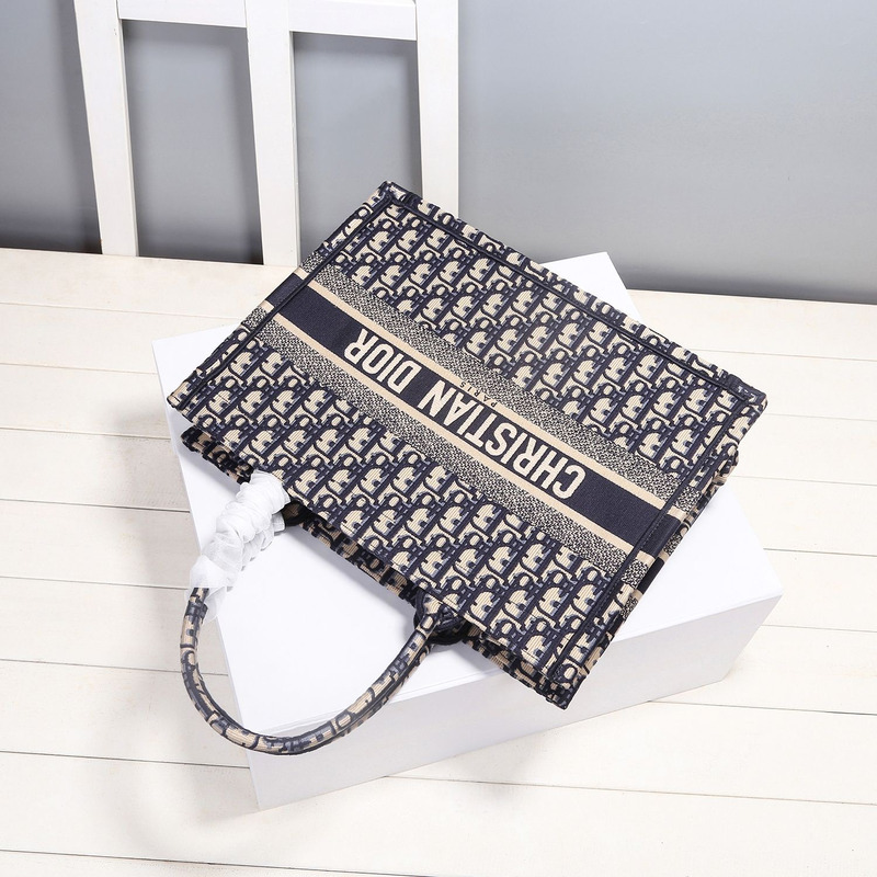 D*or medium D*or book tote blue D*or oblique embroidery