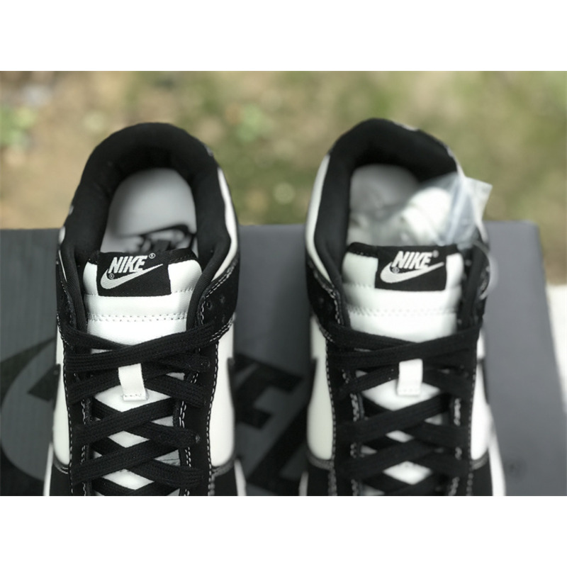 nike sb dunk low marvel x Ca*ha*t collab \"batman\"