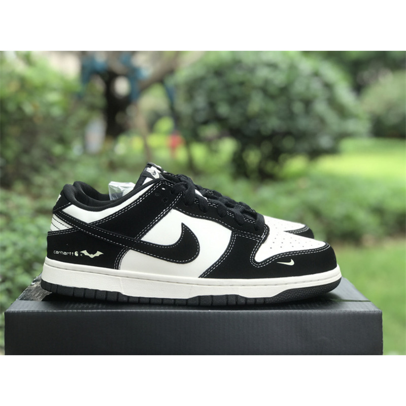 nike sb dunk low marvel x Ca*ha*t collab \"batman\"