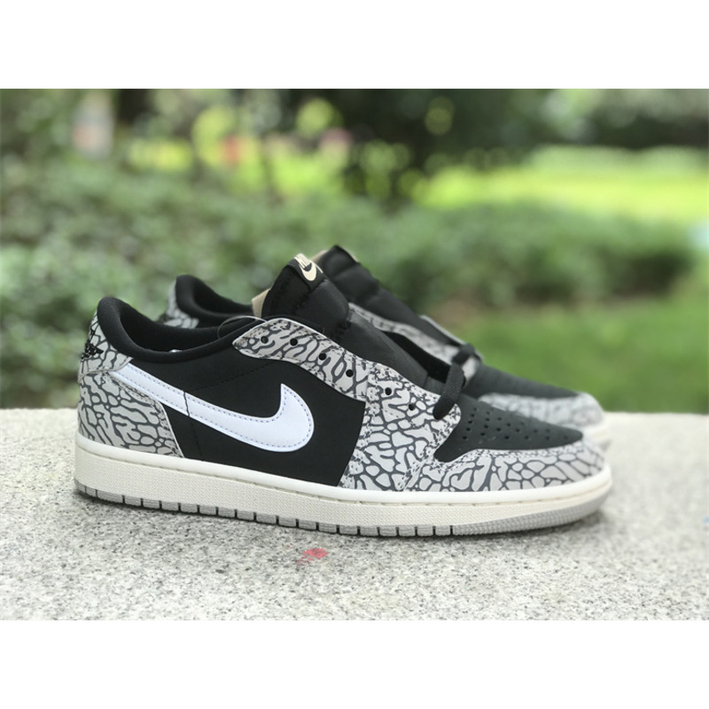 Jordan 1 Retro Low OG Black Cement