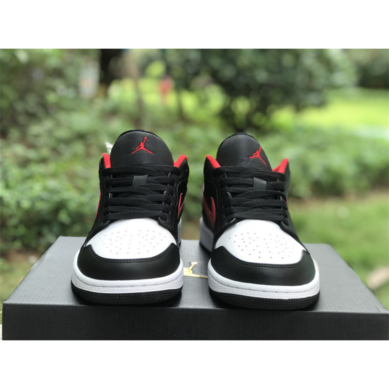 Jordan  Air Jordan 1 Low Sneakers Black