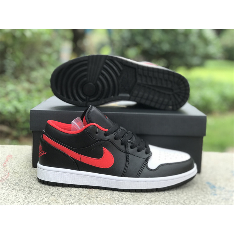Jordan  Air Jordan 1 Low Sneakers Black