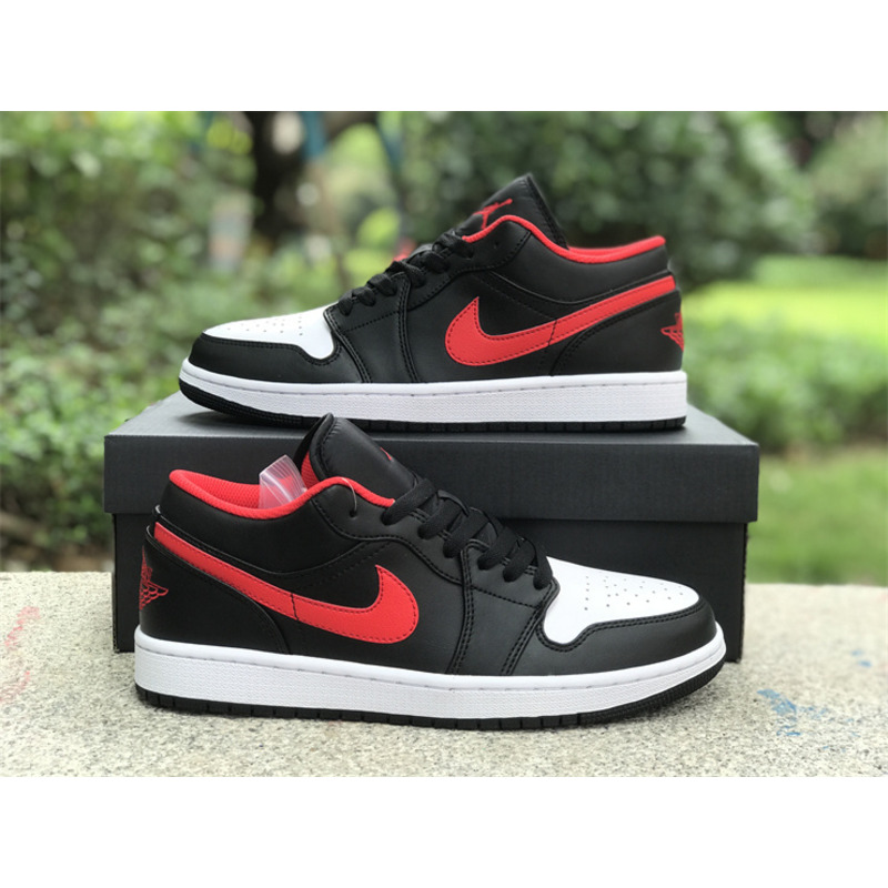 Jordan  Air Jordan 1 Low Sneakers Black