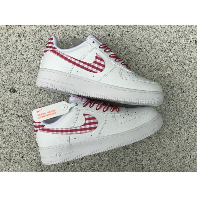 Nike Air Force 1 Low Red Gingham