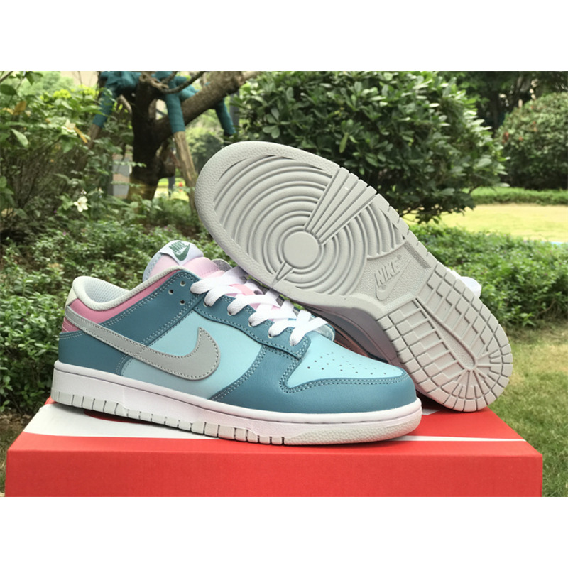 Nike Dunk Low Light Blue