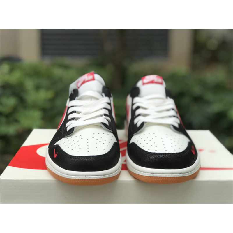 Jordan 1 Sneaker Black Red