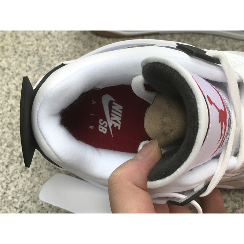 Jordan Retro 4 Sneaker Black And Grey