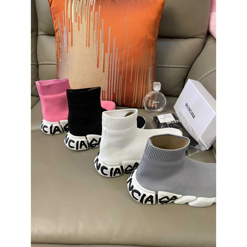 Ba*len*cia*ga speed ​​2.0 graffiti sneakers black