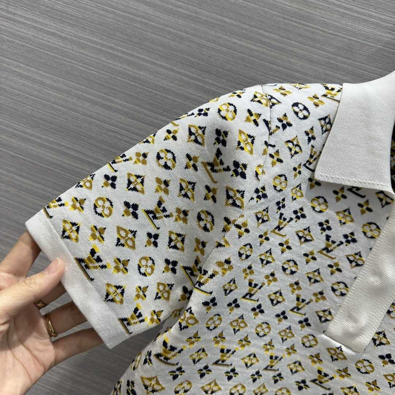 l**is V*t*n wool polo gold logo white